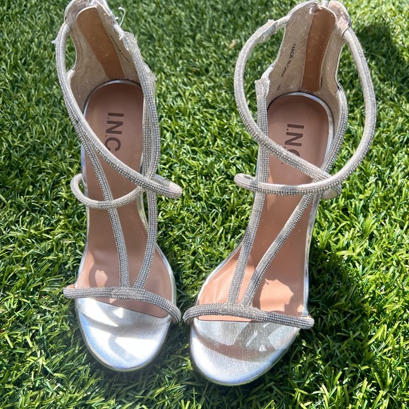 INC International Concepts Shoes - Women's Krista Strappy Dress Sandals, size 7 brand, new